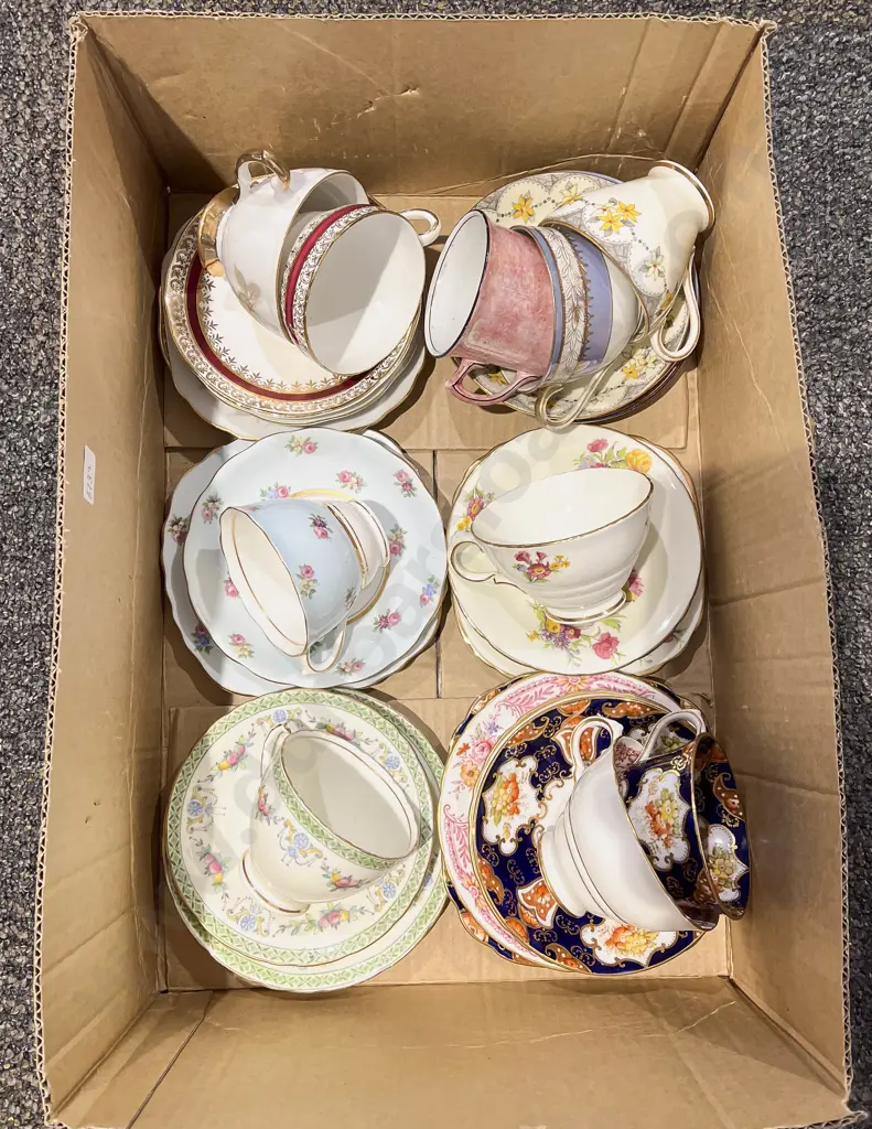 Qty of Fancy Tea China Image 1++