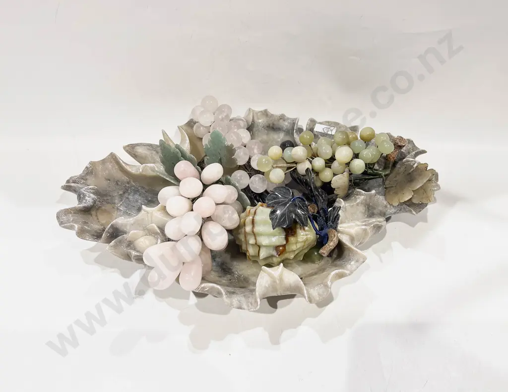 Qty of Assorted Hardstone Grapes etc Image 1++