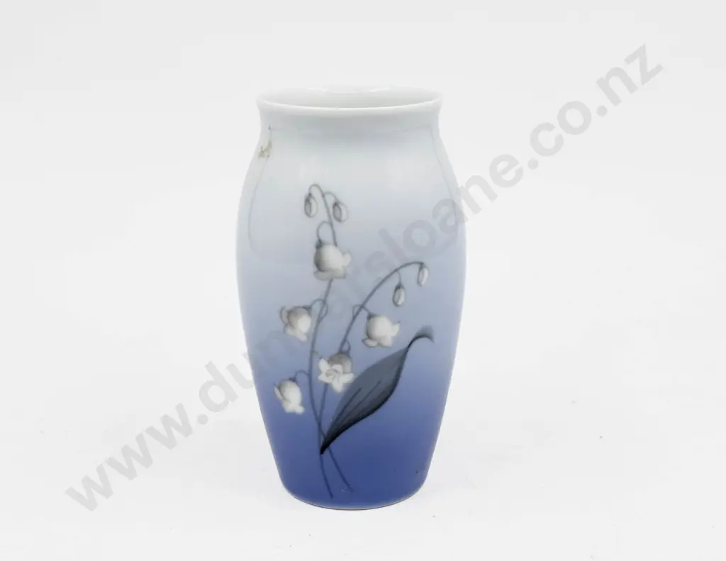 B&G Vase Image 1++