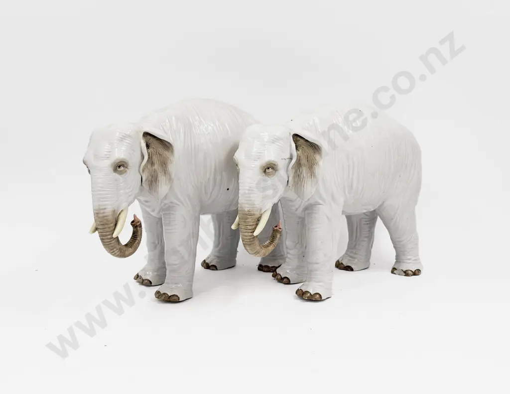 Pair of Ceramic Elephant Ornaments Image 1++