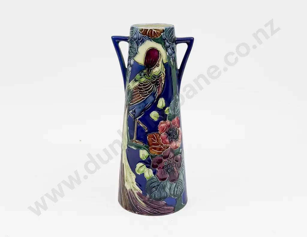 Trogonware Vase Image 1++