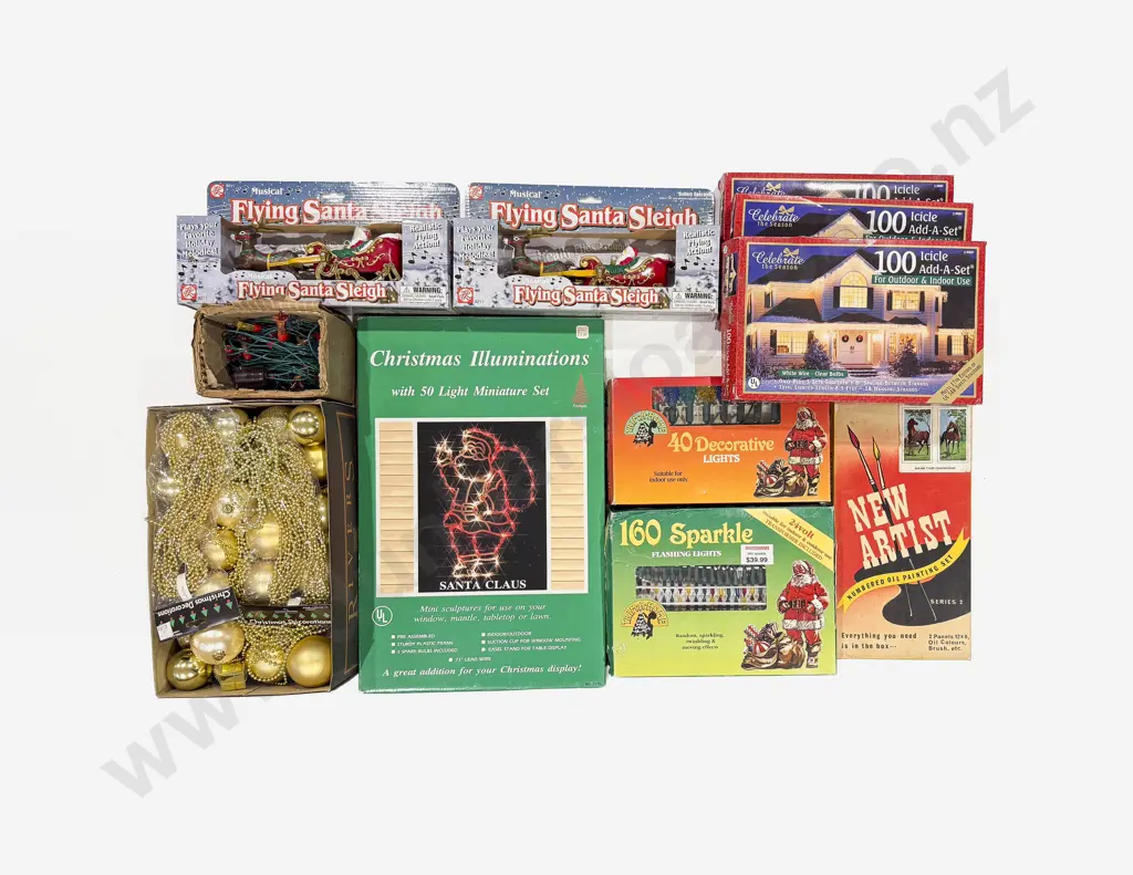 Qty of Assorted Christmas Ornaments and Decorations Image 1++