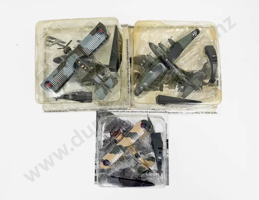 Three Amer Com Collection WWII British & German Fighter Plane Models Gloster Fairey & Focke-Wulf Image 1++
