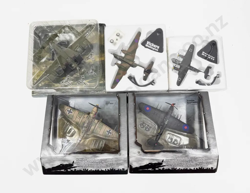 Various Manufacture Five Fighter Jet and Plane Models Image 1++