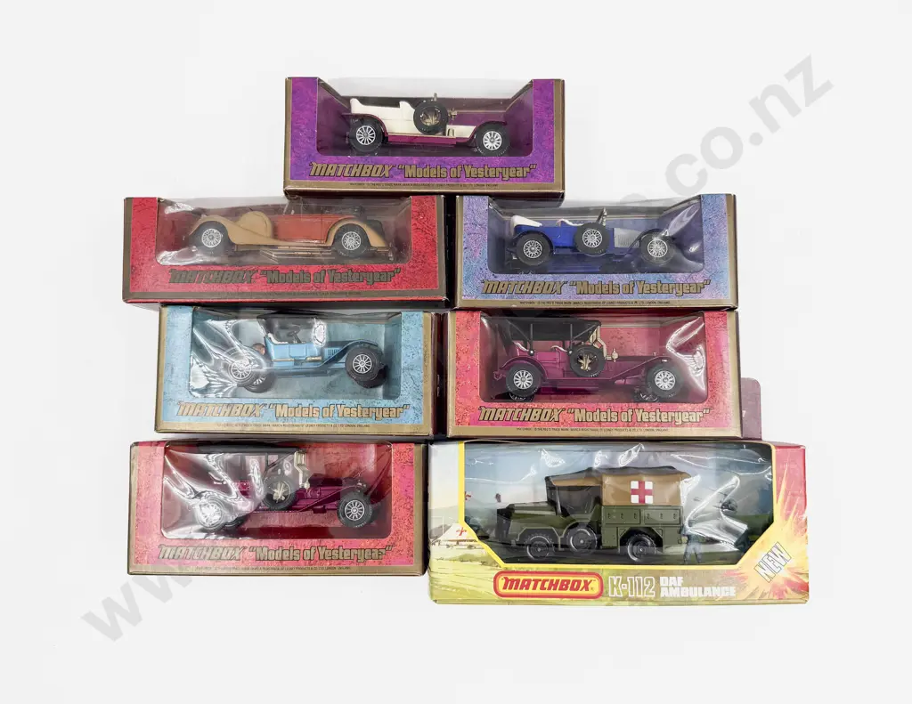 Matchbox Models of Yesteryear Six Woodgrain Boxed Models and Battle King K-112 DAF Ambulance Image 1++