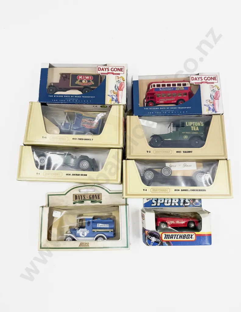Eight Boxed Matchbox Lledo and Other Various Diecast Models Image 1++