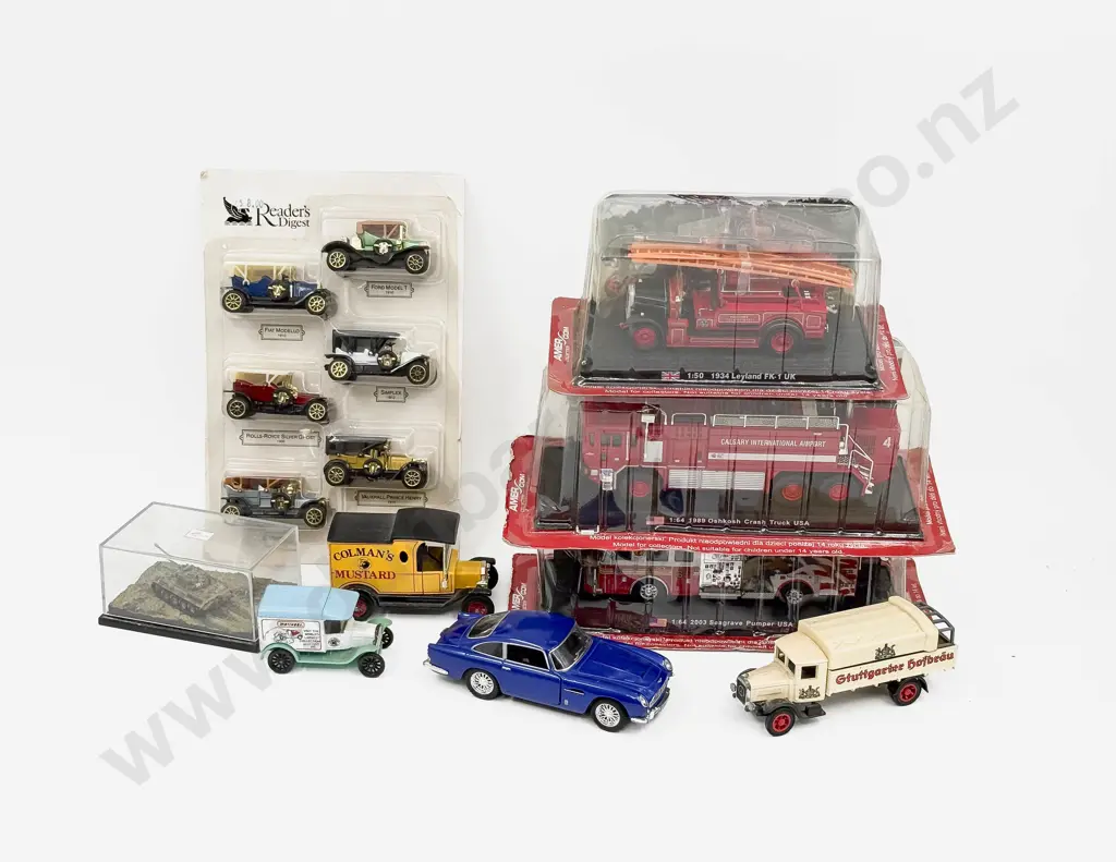 Three Original Bubble Packed Amer Com Collection Fire Engine Models & Assorted Models Image 1++
