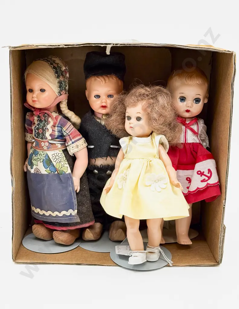 Four Italian - Ginny Type - Ideal Hard Plastic/Vinyl Character Dolls Image 1++