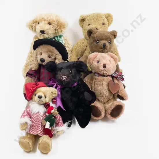 Collection of Commercial and Craft Teddy Bears