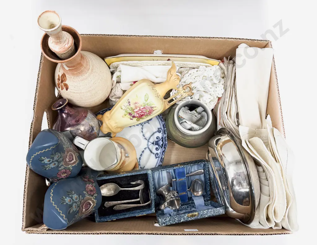 Box Qty of Assorted incl Table Linen China S/P etc Image 1++
