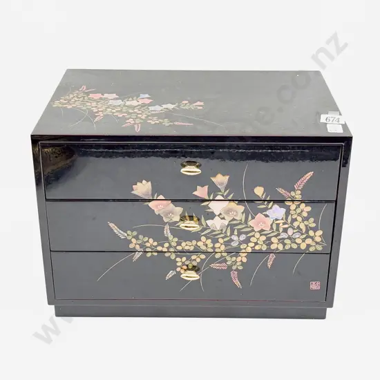 Lacquered Three Drawer Jewellery Chest