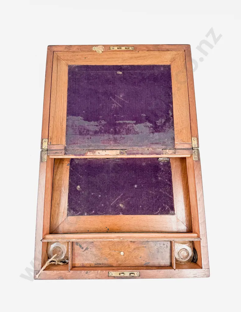 Victorian Mahogany Writing Slope Image 1++