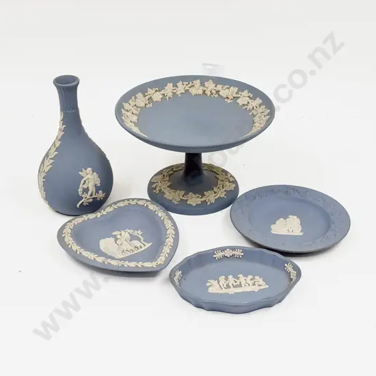 Five Pces of Assorted Wedgwood Jasper Ware