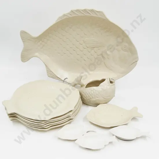 Qty of Shorter & Sons Fish Form Serving Ware incl Gravy Boat