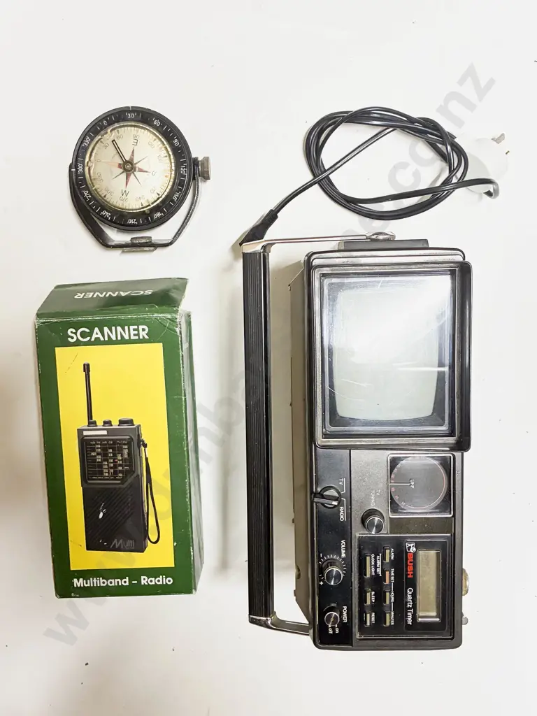 Vintage TV Radio with Radio Scanner etc Image 1++