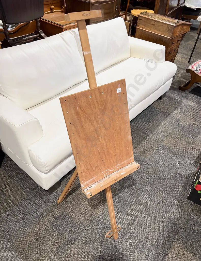 Small Mabef Artist's Easel Image 1++