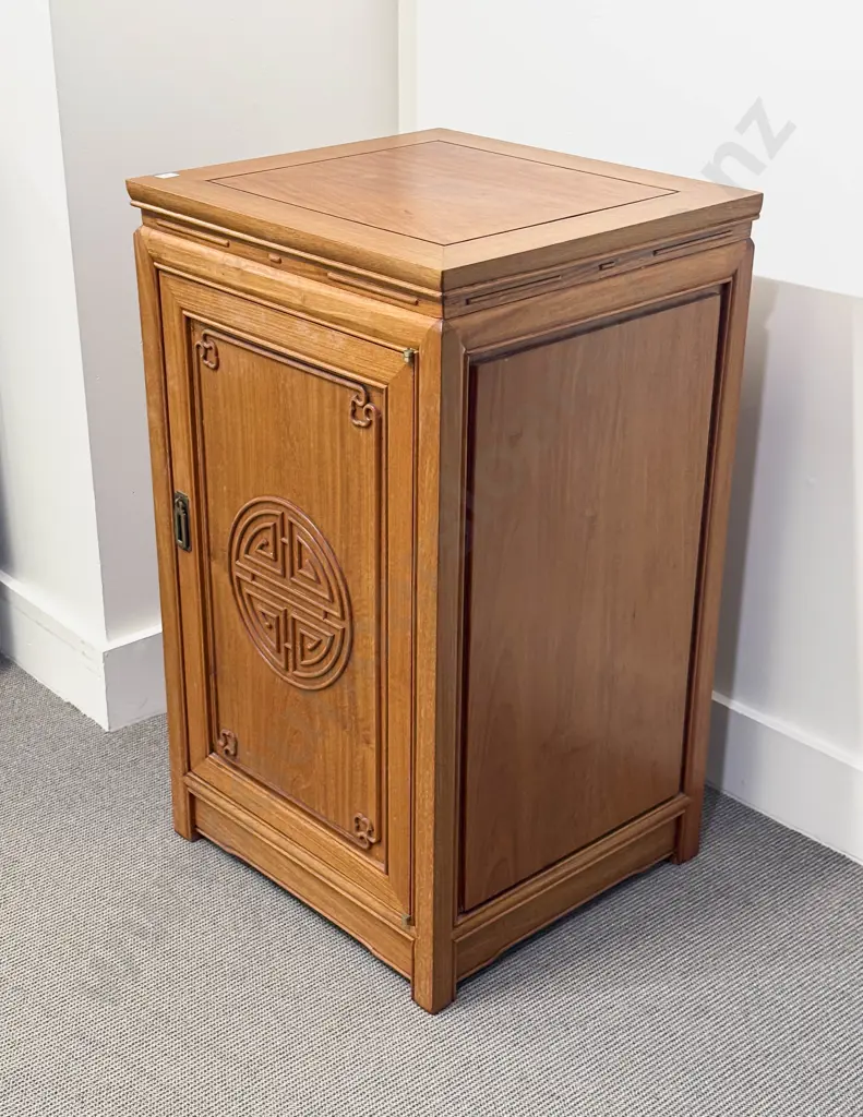 Modern Chinese Rosewood Three Piece Entertainment Suite Image 1++