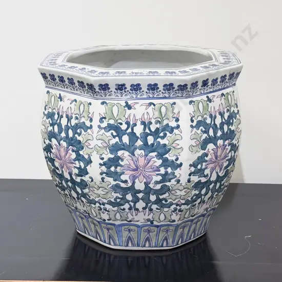 Chinese Floral Decorated Planter