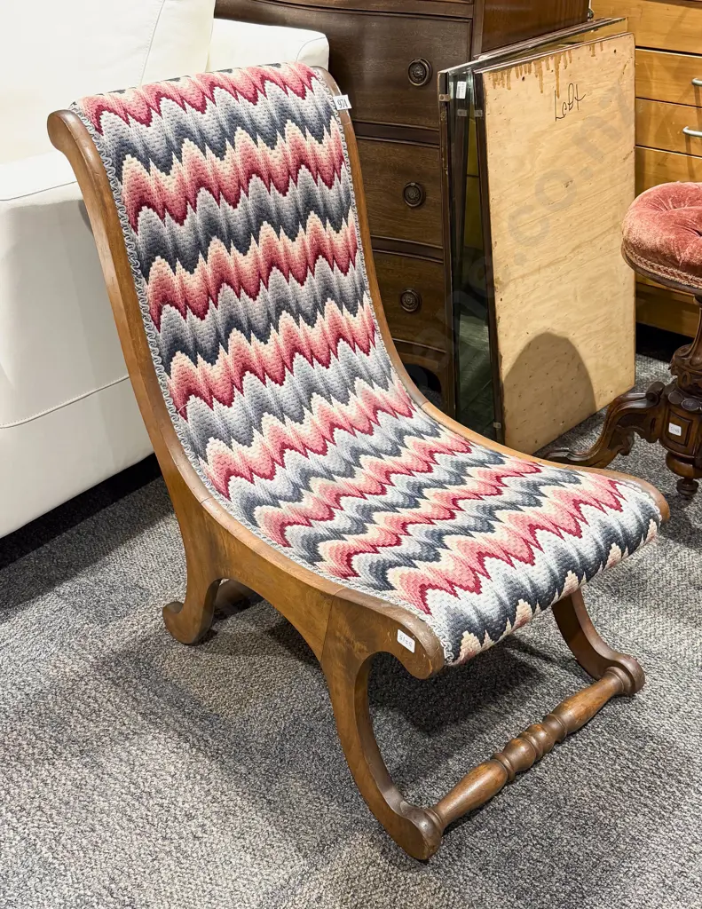 Upholstered Nursing Chair Image 1++