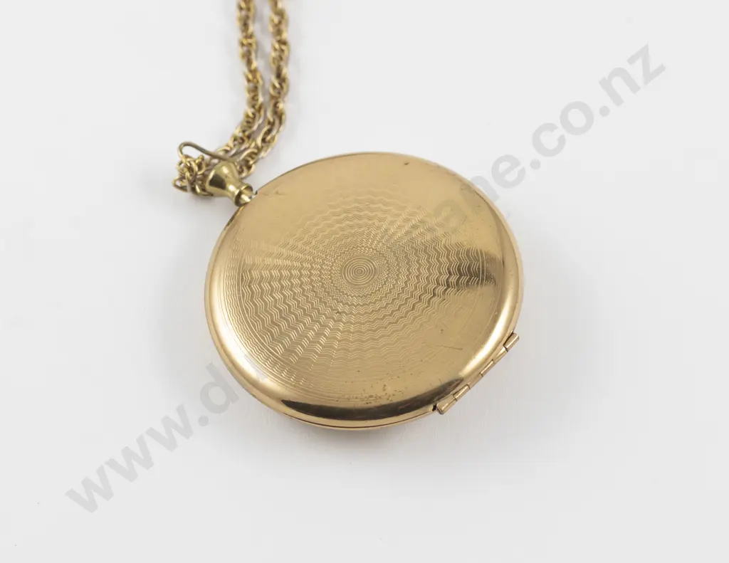 Mid 20th Century Gold Plated Rhinestone Powder Compact Pendant Image 1++