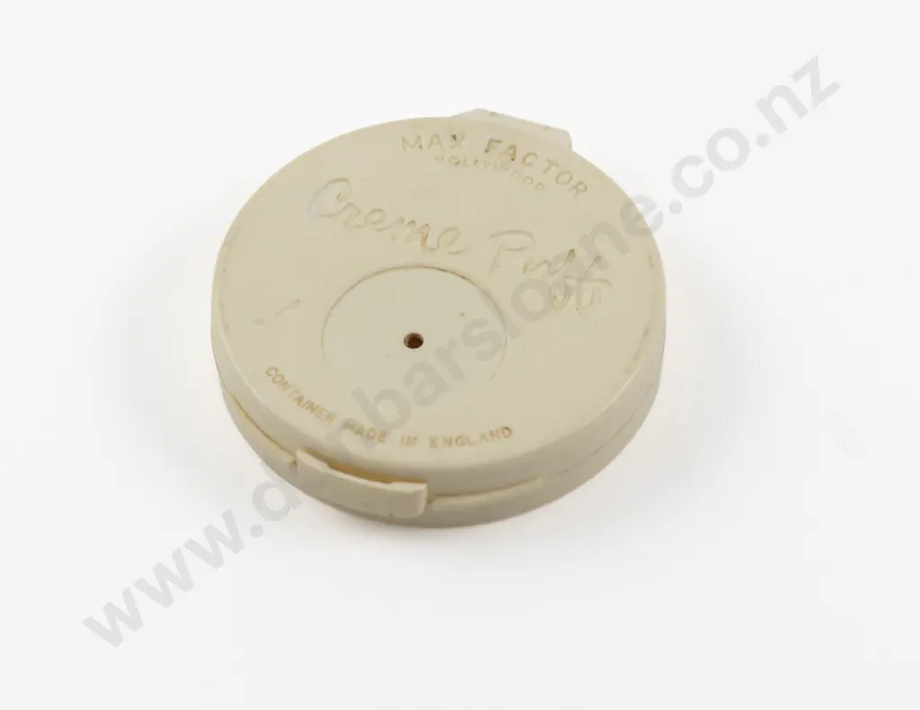 Mid 20th Century Max Factor Plastic Creme Puff  Compact Image 1++