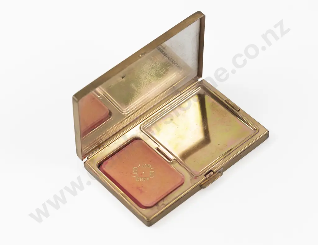 1940s Coty Enamel Domino Powder Compact Image 1++