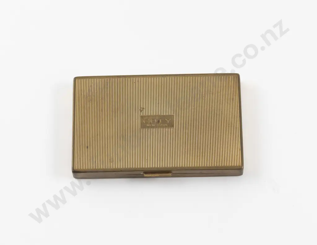 1940s Coty Enamel Domino Powder Compact Image 1++