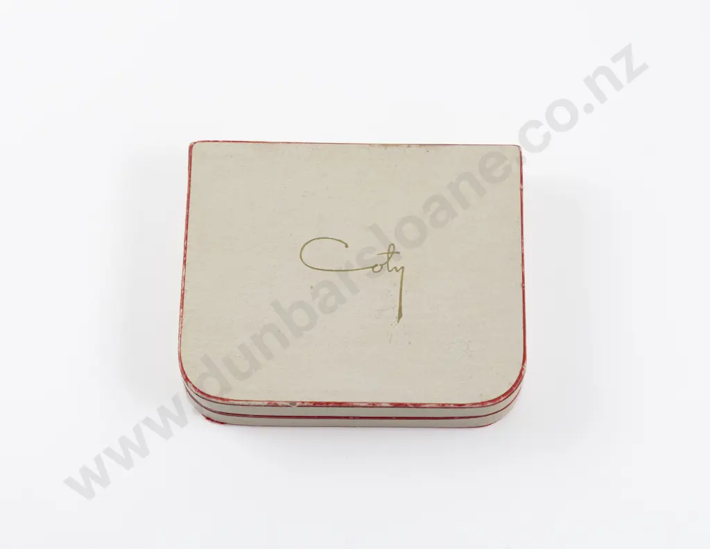 1940s Coty Gold Plated and Enamel 'Sleigh Bell' Vanity Compact Image 1++