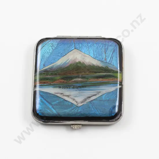 1930s Gwenda Butterfly Wing Scenic Mount Egmont Powder Compact