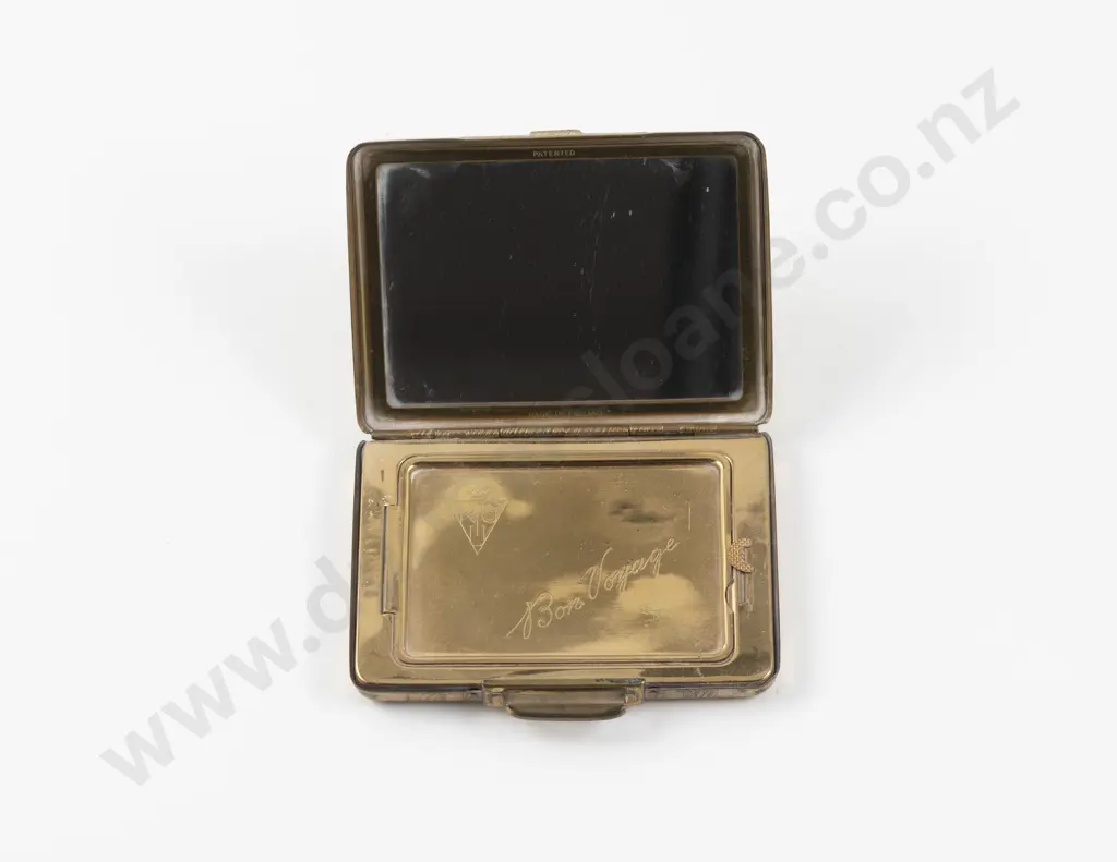 1950s Kigu of London 'Bon Voyage' Suitcase Powder Compact Image 1++