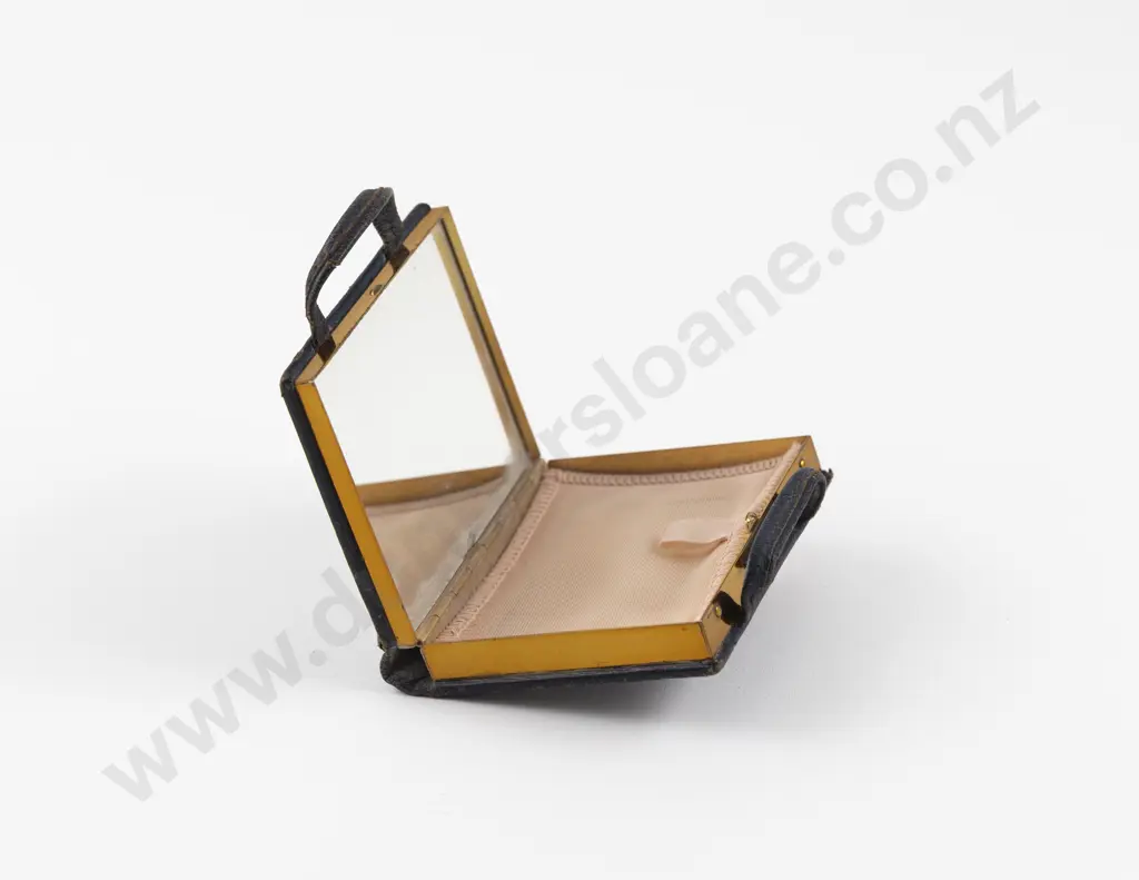 Mid 20th Century Novelty Faux Leather Suitcase Powder Compact Image 1++
