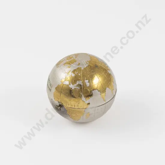 1950s Pygmalion Gold and Silver Plated Globe Powder Compact