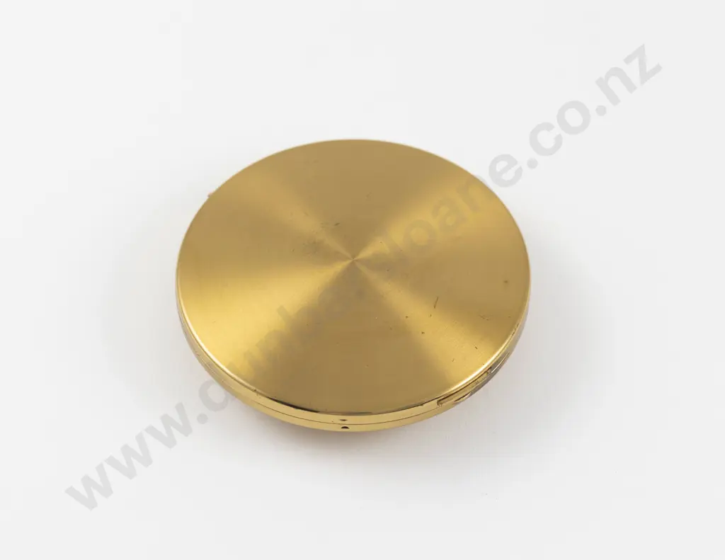 1930s Illinois Watch Case Powder Compact Image 1++