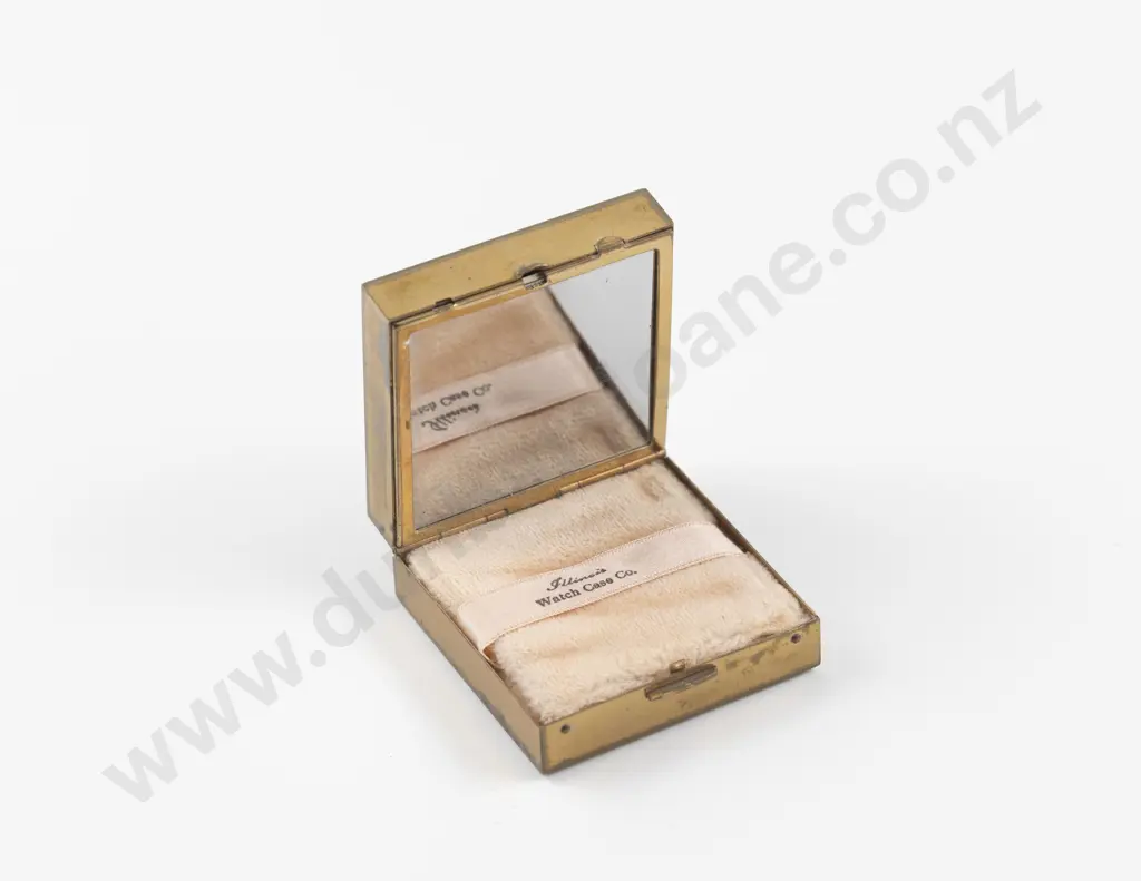Mid 20th Century Illinois Watch Case Powder Compact Image 1++