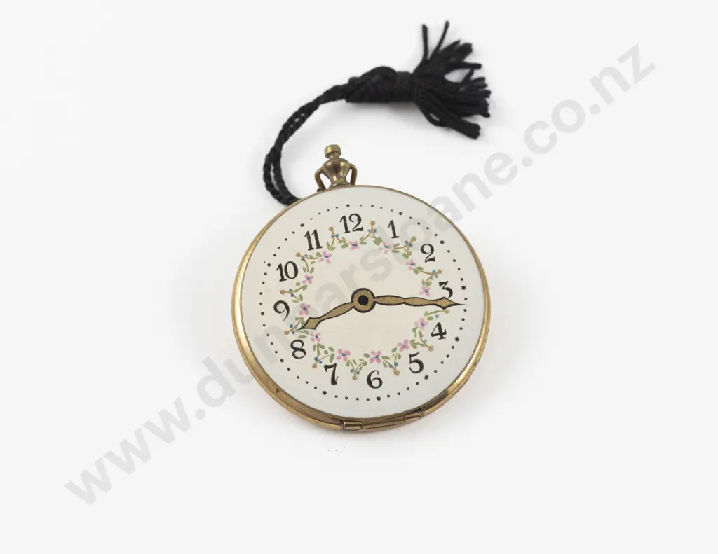 Vintage Volupte Ladies Pocket Watch Style Powder Compact Image 1++