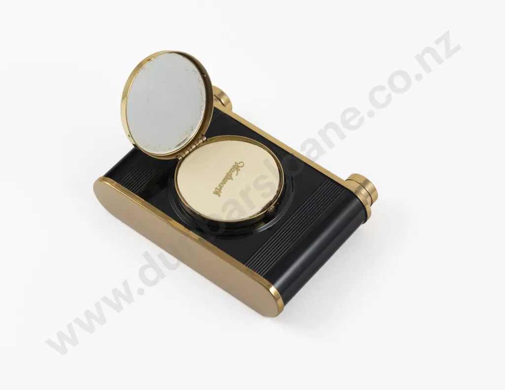 1940s-1950s Wadsworth 'Compakit' Minaudière Camera Vanity Case Image 1++