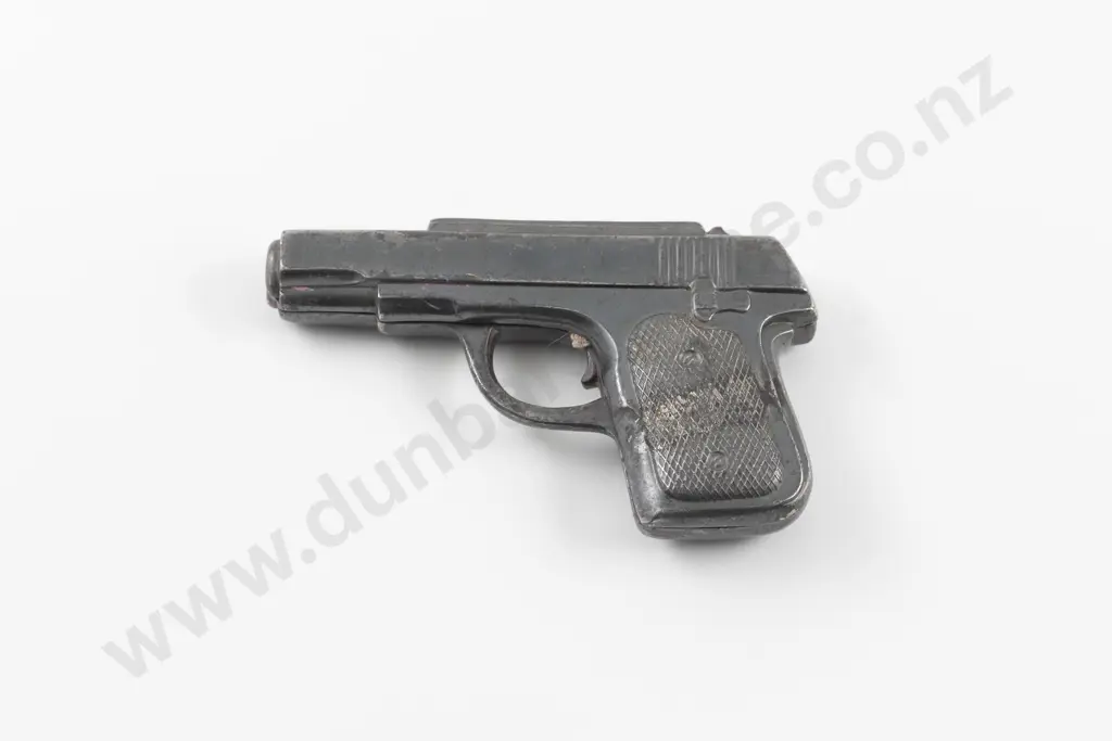 Early 20th Century American WRM & Co Pistol Shaped Vanity Compact Image 1++