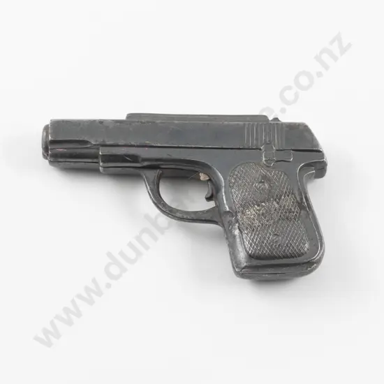 Early 20th Century American WRM & Co Pistol Shaped Vanity Compact