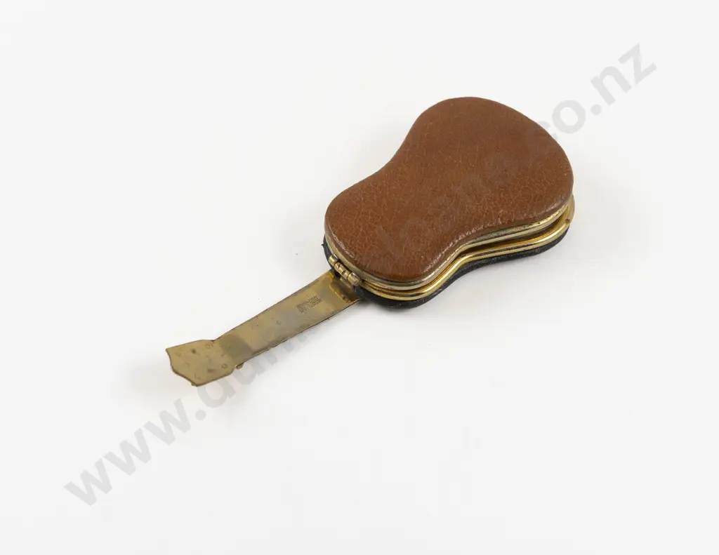 1940s 'Aleixandre Madrid' Acoustic Guitar Powder Compact Image 1++