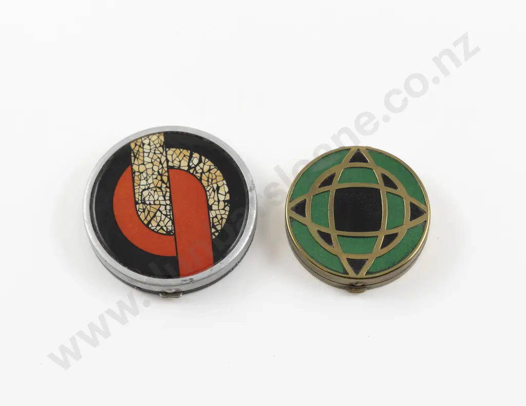 Art Deco Enamel Geometric Design Powder Compact Image 1++