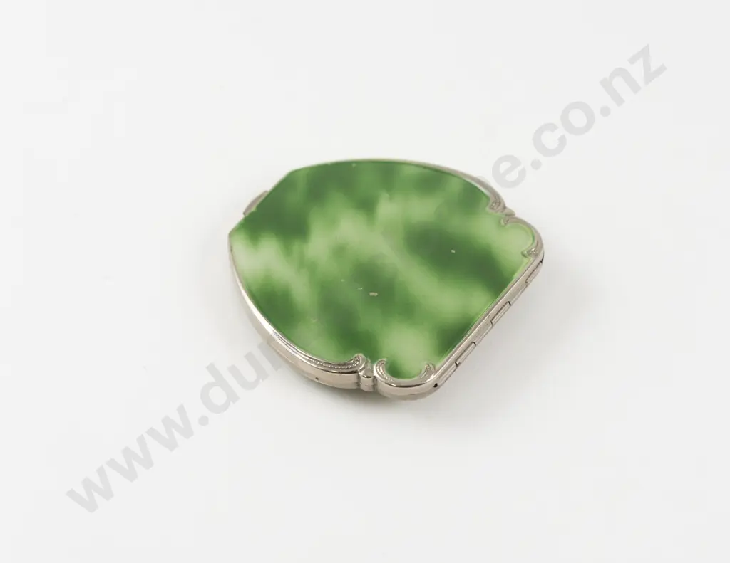 Art Deco Green Guilloche Enamel Fan Shape Powder Compact Image 1++