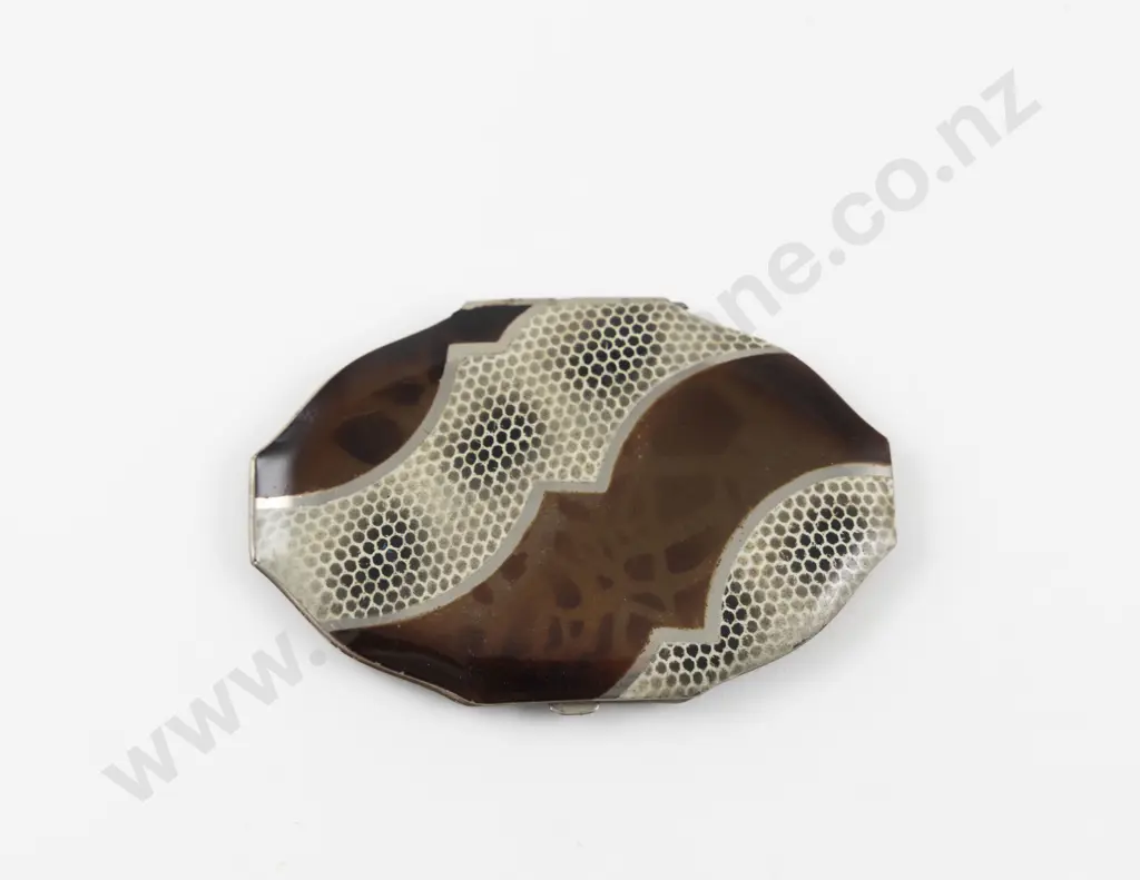Art Deco Celluloid Oval Powder Compact Image 1++