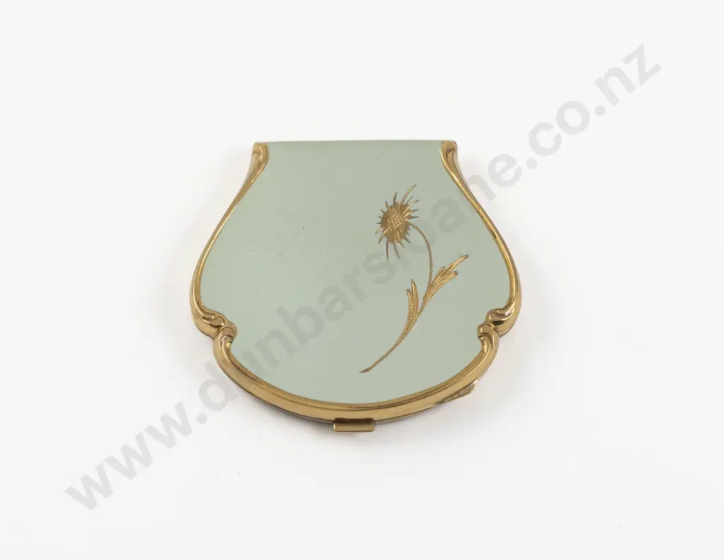 Vintage Enamel Scalloped Powder Compact Image 1++
