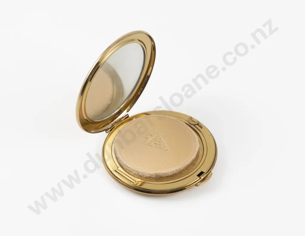 Vintage Kigu of London Gold Plated Carved Lucite Floral Powder Compact Compact Image 1++