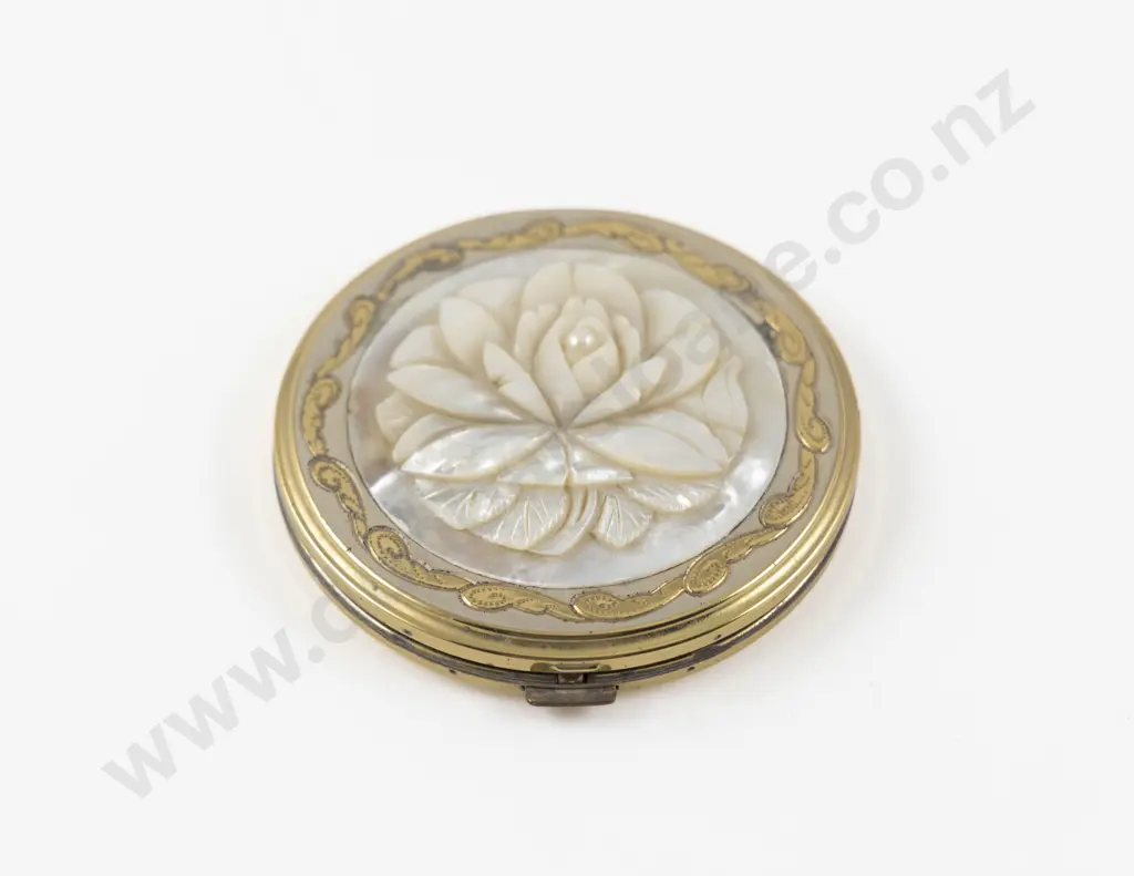 Vintage New Light (Japan) Gold Plated MOP Powder Compact Image 1++