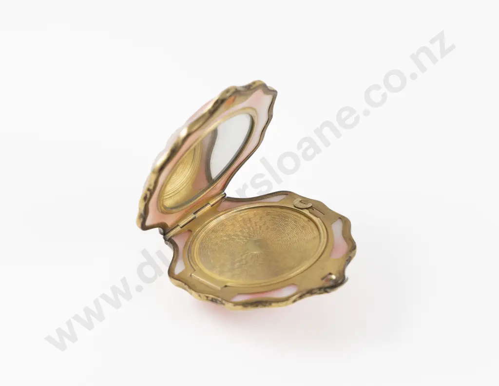 Vintage (Russian) .875 Silver Gilt Mounted Moulded Plastic Clam Shell Compact Image 1++