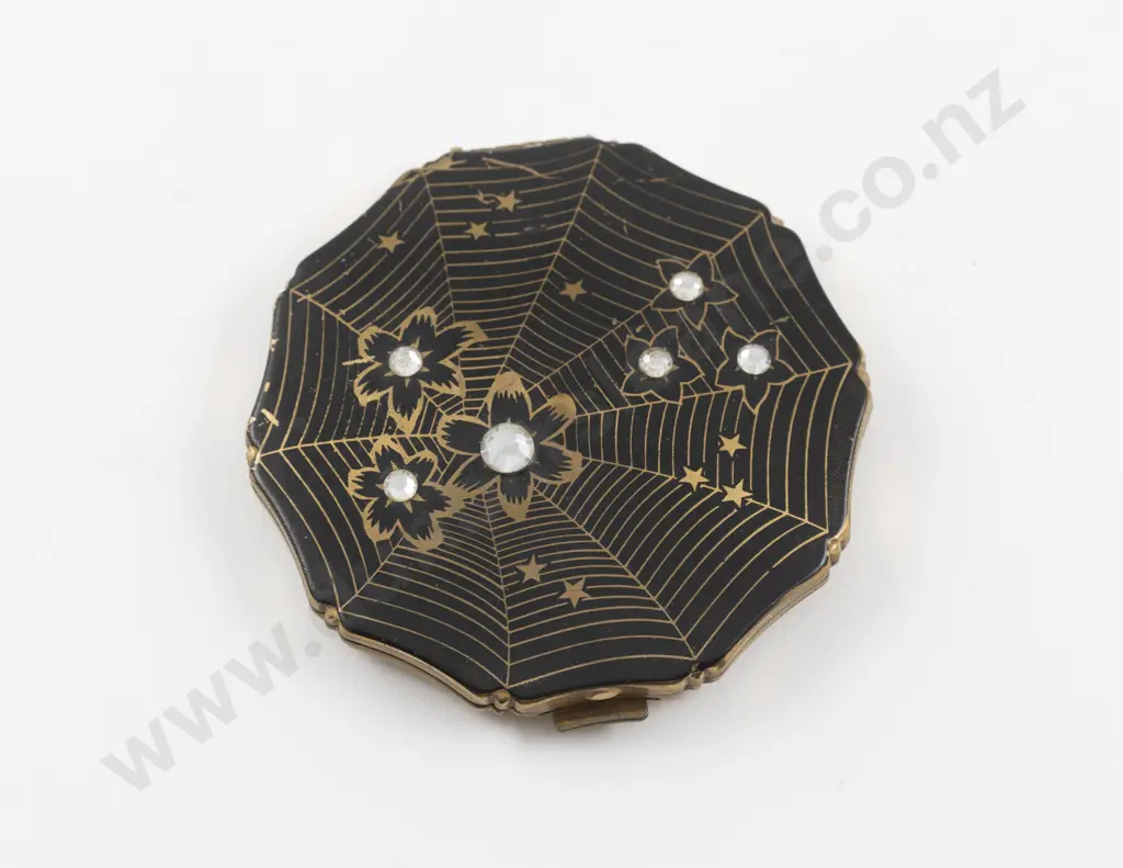 Vintage Caprice by Kigu of London Black Lacquer Spiderweb Power Compact Image 1++