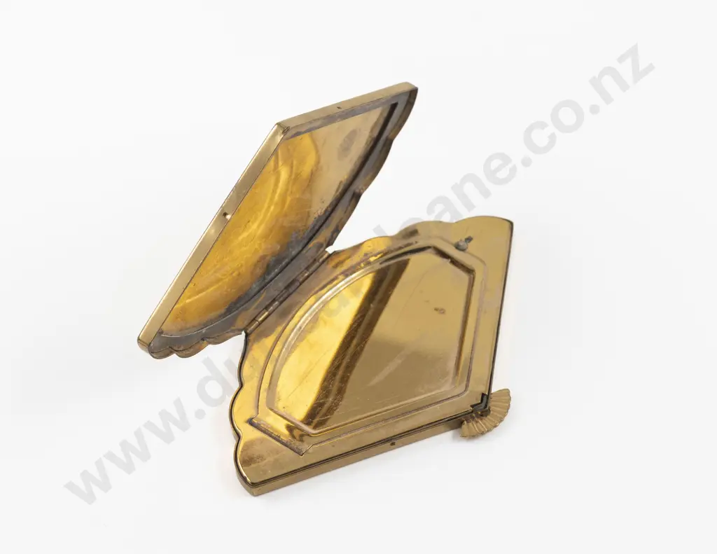 Vintage Henriette (American) Gold Plated Fan Shape Powder Compact Image 1++