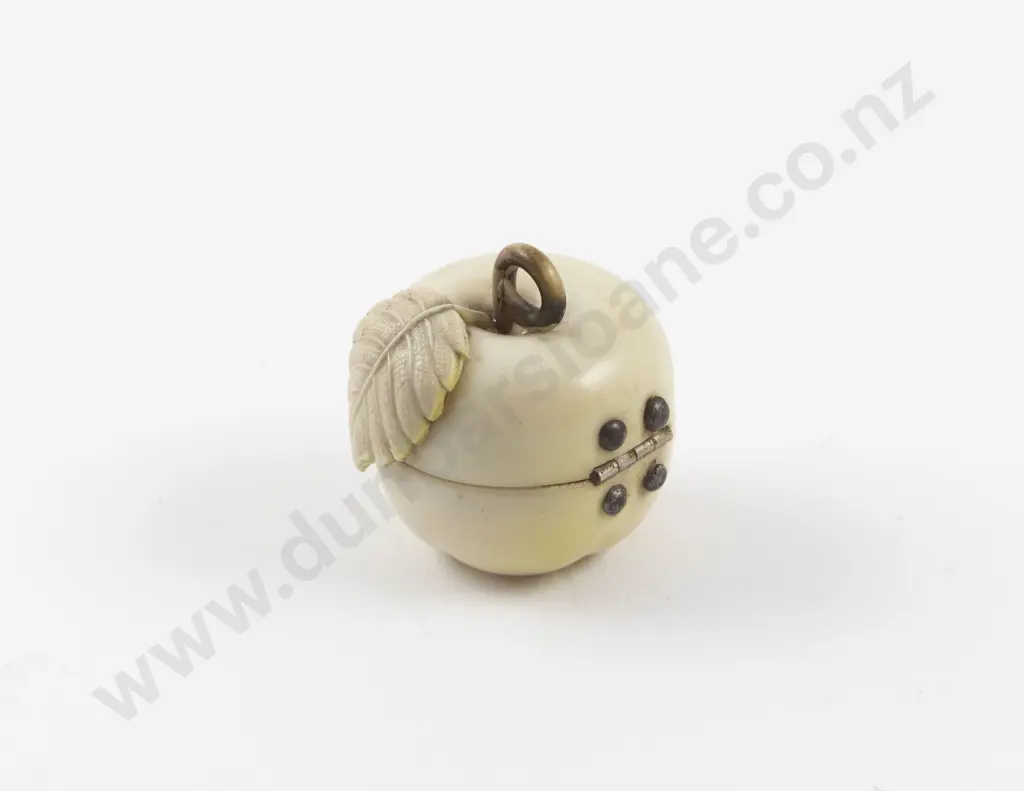 Vintage Kerosene Miniature Apple Shaped Powder Compact Image 1++