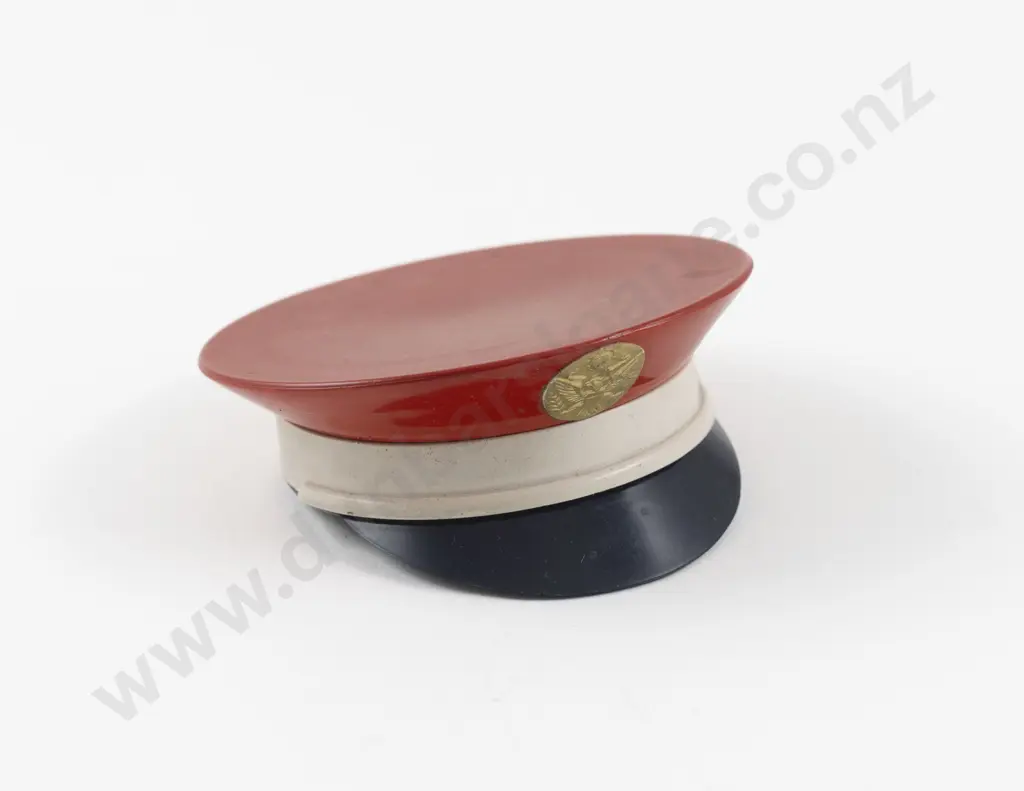 1940s WWII US Army Fire Department Cap Powder Compact Image 1++